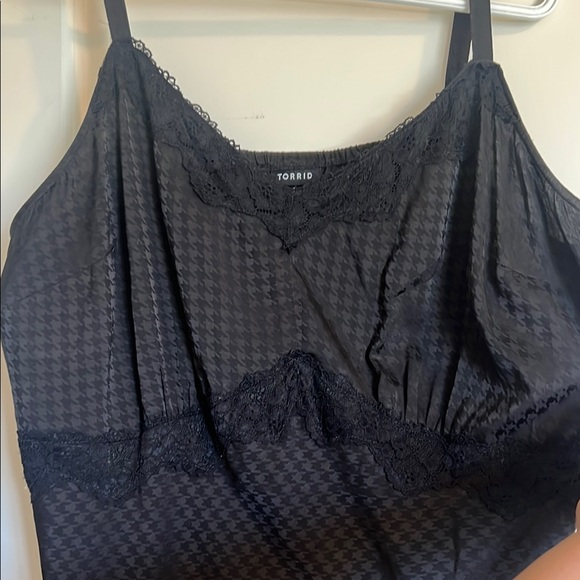 Torrid size 2 Tea Length Woven Jacquard Lace Trim Cami Dress - Picture 3 of 7